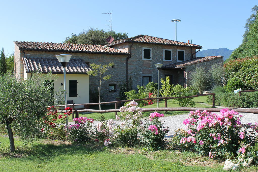 Poggio Savelli Guest House สการ์เปริอา ภายนอก รูปภาพ
